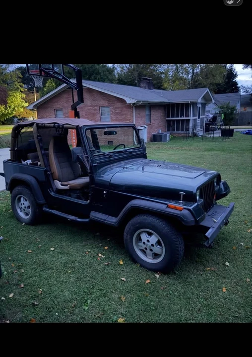 1995 Jeep YJ Wrangler - Image 2 of 2