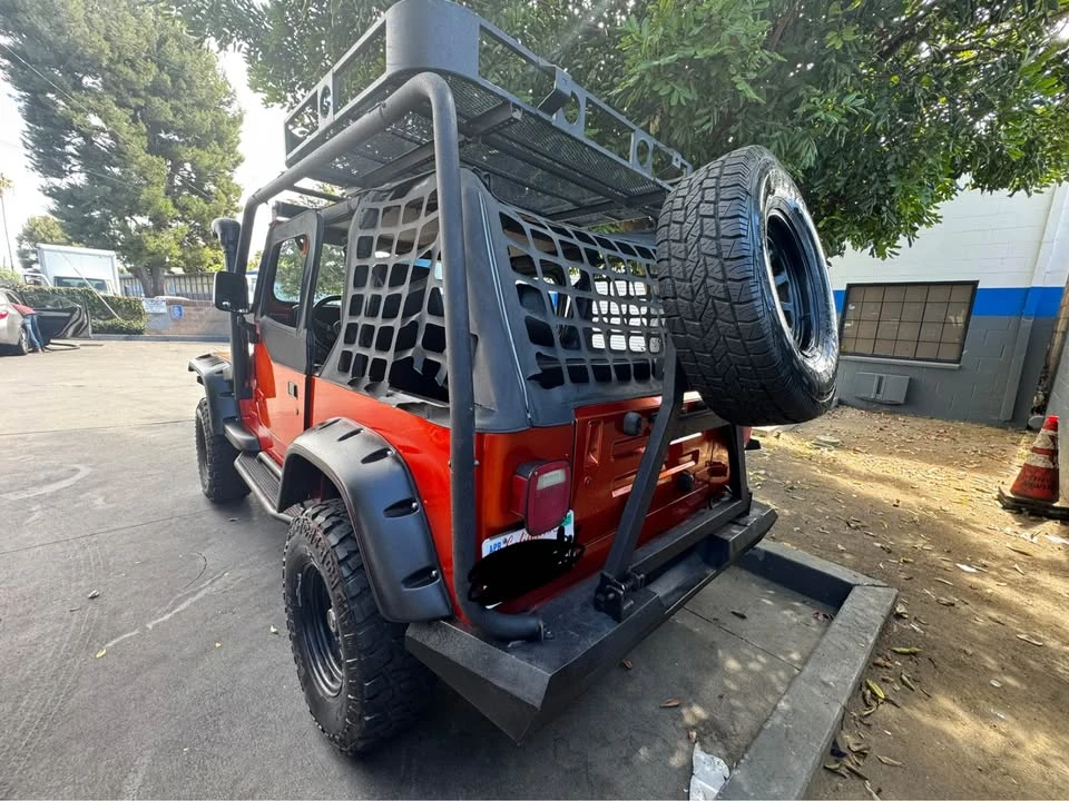 1995 Jeep YJ Wrangler - Image 5 of 11
