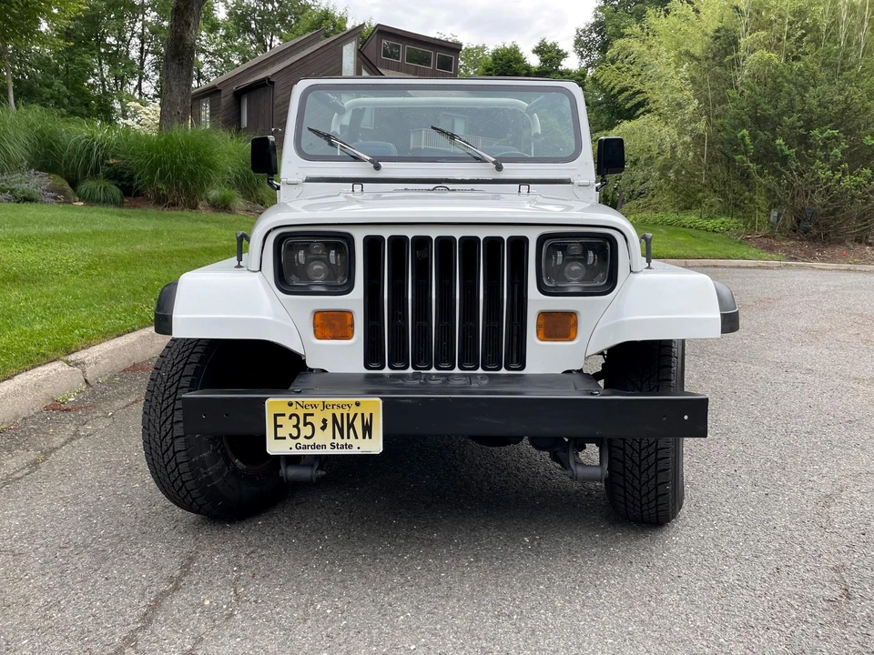 1995 Jeep YJ Wrangler - Image 5 of 9
