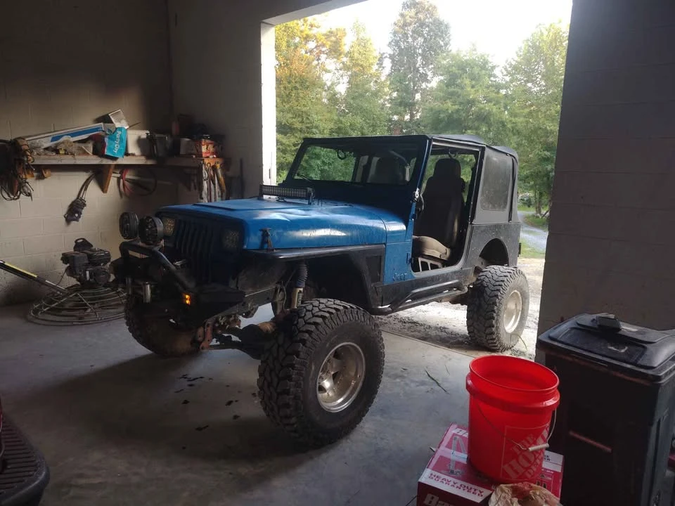 1995 Jeep YJ Wrangler - Image 11 of 12