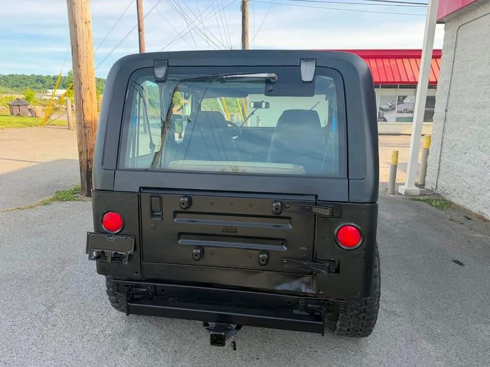 1995 Jeep YJ Wrangler - Image 7 of 8