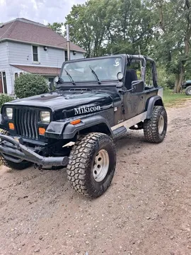 1995 Jeep Wrangler Sport SUV 2D