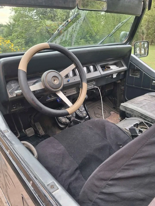1995 Jeep YJ Wrangler - Image 10 of 10