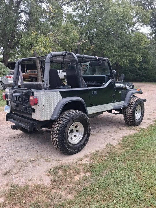 1995 Jeep YJ Wrangler - Image 2 of 10