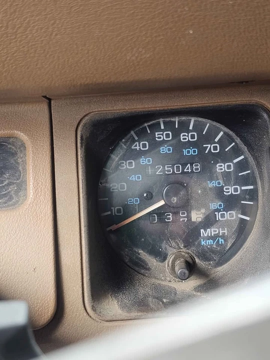 1995 Jeep YJ Wrangler - Image 6 of 12