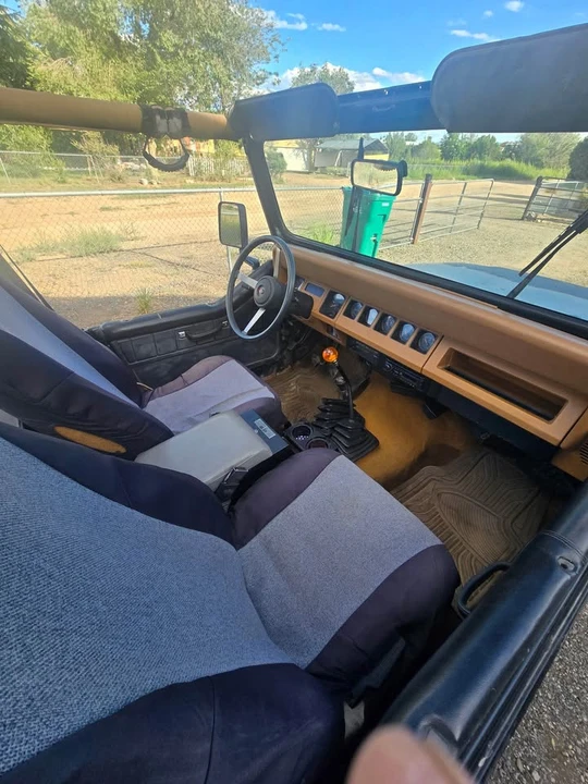 1995 Jeep YJ Wrangler - Image 3 of 5