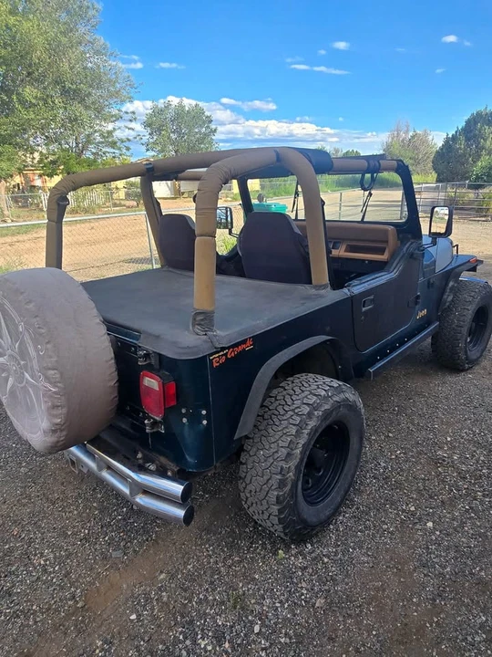 1995 Jeep YJ Wrangler - Image 2 of 5