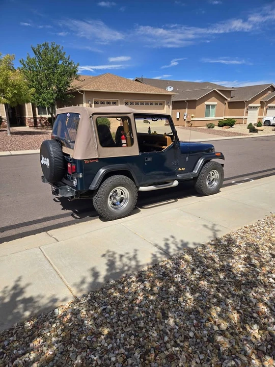 1995 Jeep YJ Wrangler - Image 2 of 3