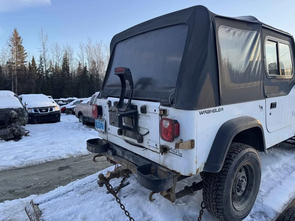 1995 Jeep YJ Wrangler - Image 4 of 6