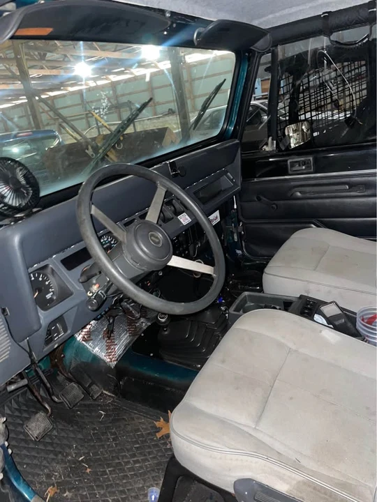 1995 Jeep YJ Wrangler - Image 5 of 5