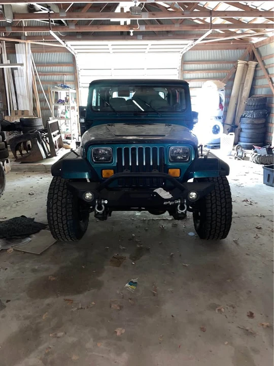 1995 Jeep YJ Wrangler - Image 2 of 5