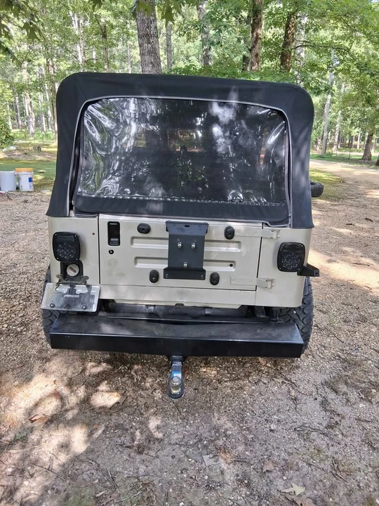 1995 Jeep YJ Wrangler - Image 4 of 12