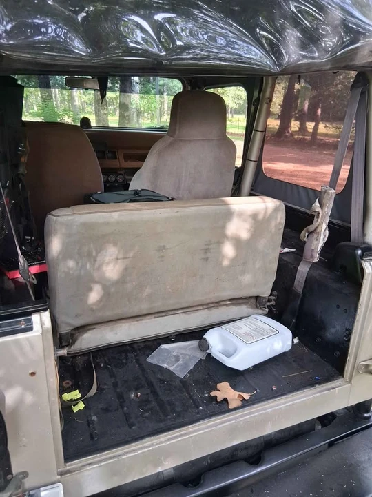 1995 Jeep YJ Wrangler - Image 8 of 12