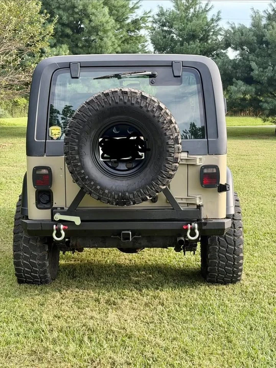 1995 Jeep YJ Wrangler - Image 6 of 11