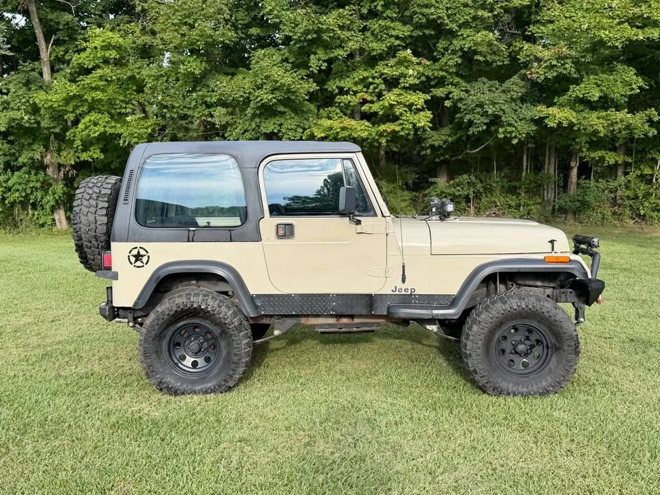 1995 Jeep YJ Wrangler - Image 3 of 11