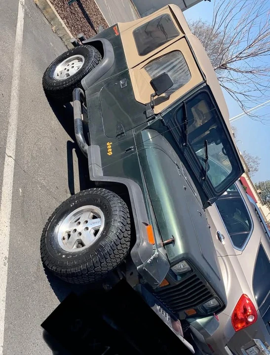 1995 Jeep YJ Wrangler - Image 3 of 4