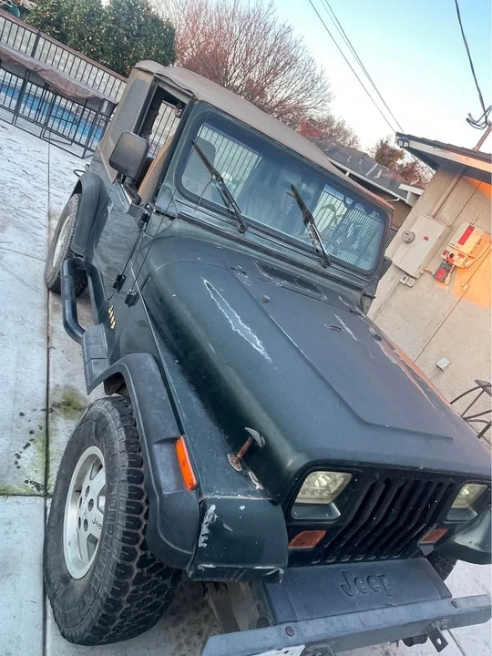 1995 Jeep YJ Wrangler - Image 2 of 4