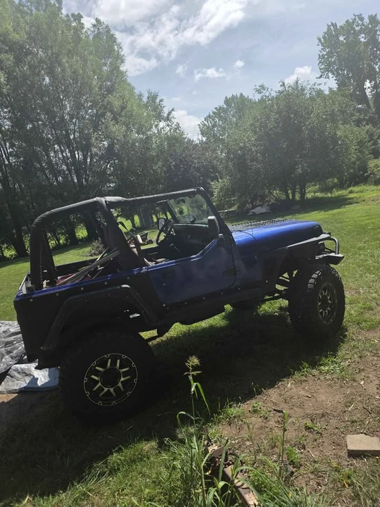 1995 Jeep YJ Wrangler - Image 3 of 16