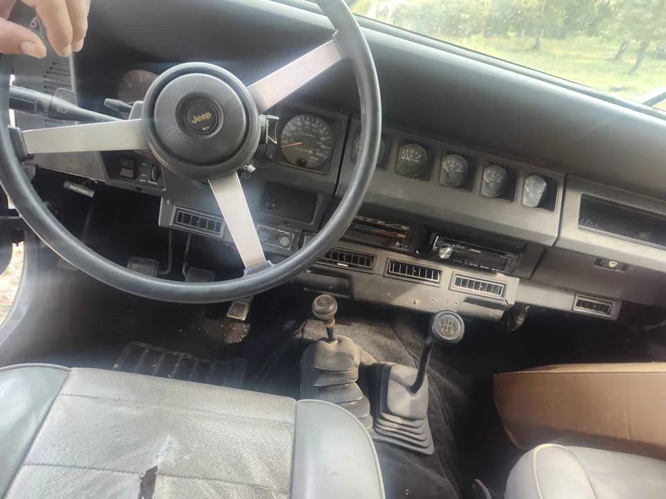 1995 Jeep YJ Wrangler - Image 5 of 8