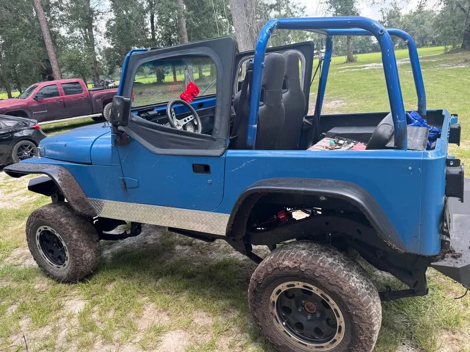1995 Jeep YJ Wrangler - Image 4 of 6