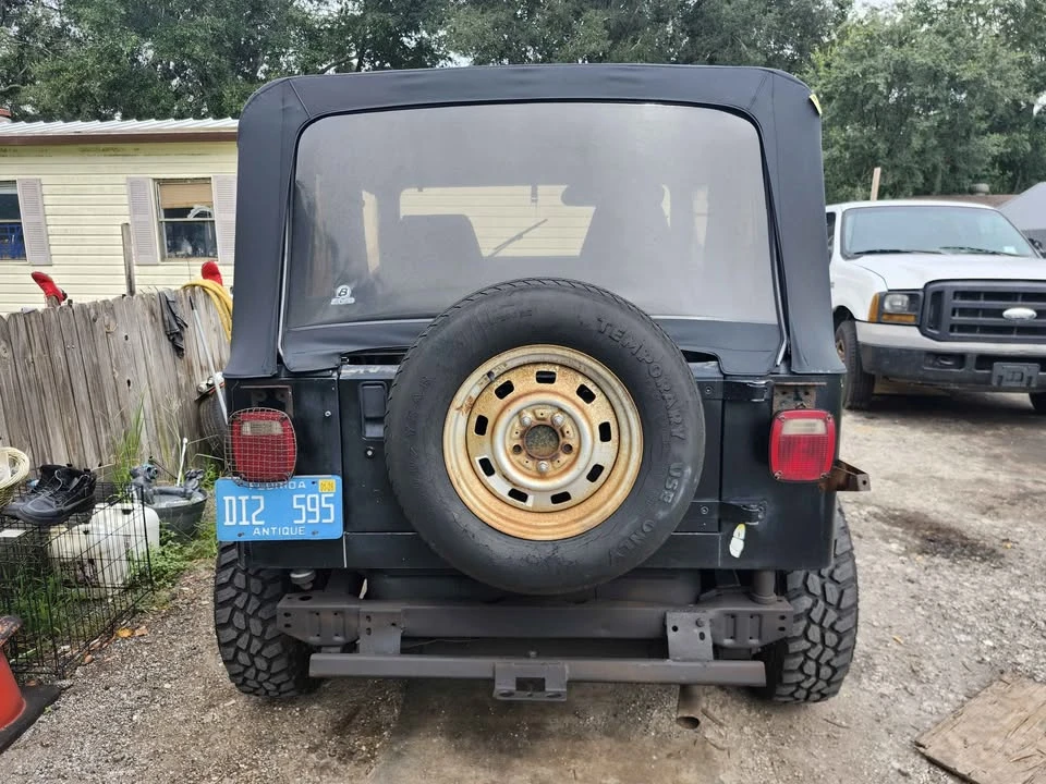 1995 Jeep YJ Wrangler - Image 6 of 8