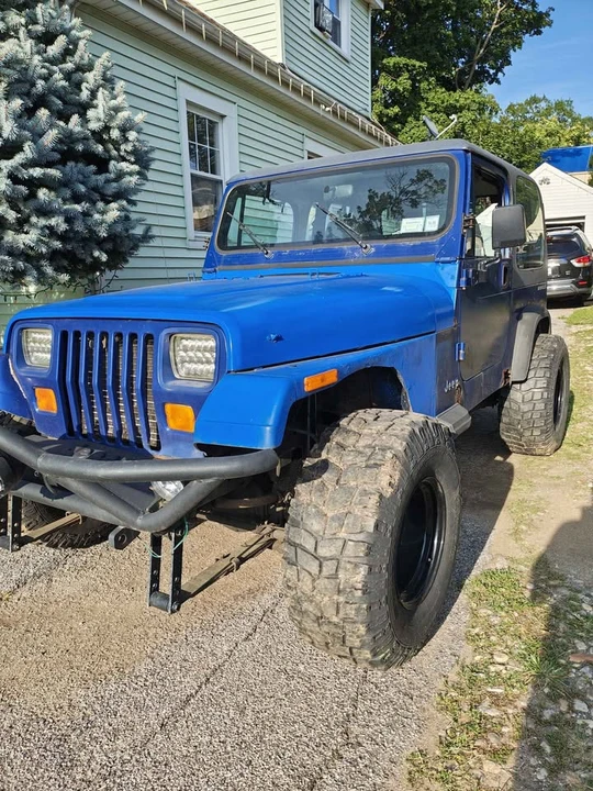 1995 Jeep YJ Wrangler - Image 2 of 9