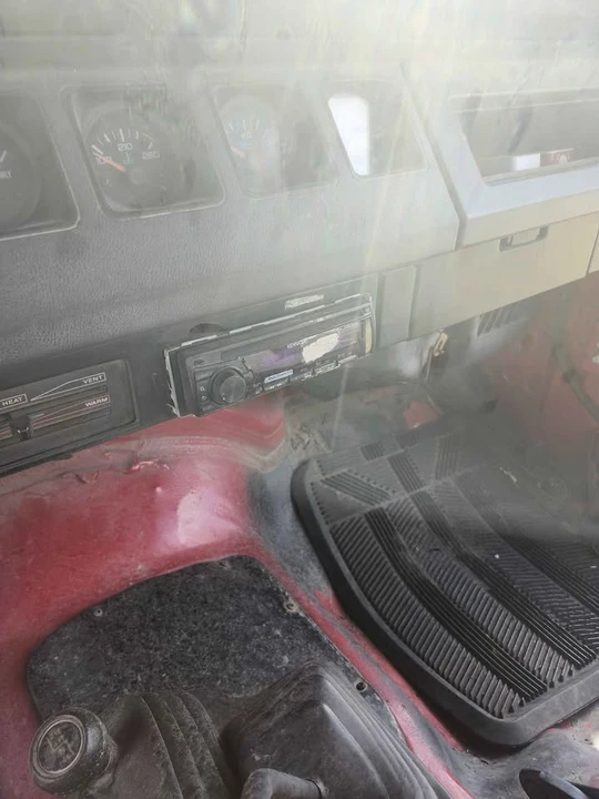 1995 Jeep YJ Wrangler - Image 7 of 10