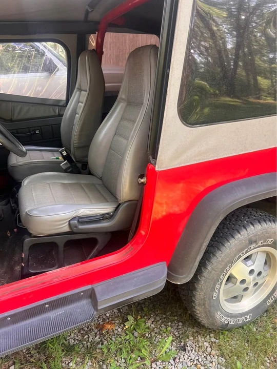 1995 Jeep YJ Wrangler - Image 8 of 12
