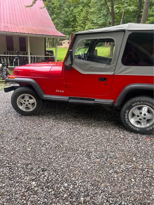 1995 Jeep YJ Wrangler - Image 4 of 12