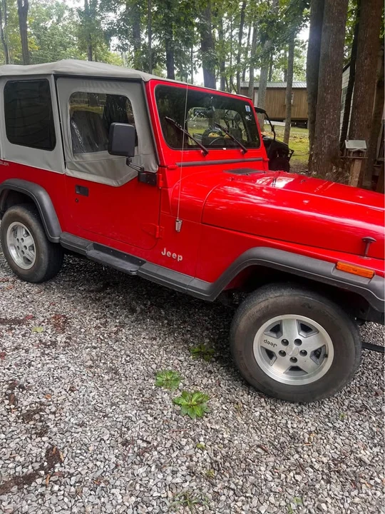 1995 Jeep YJ Wrangler - Image 6 of 12