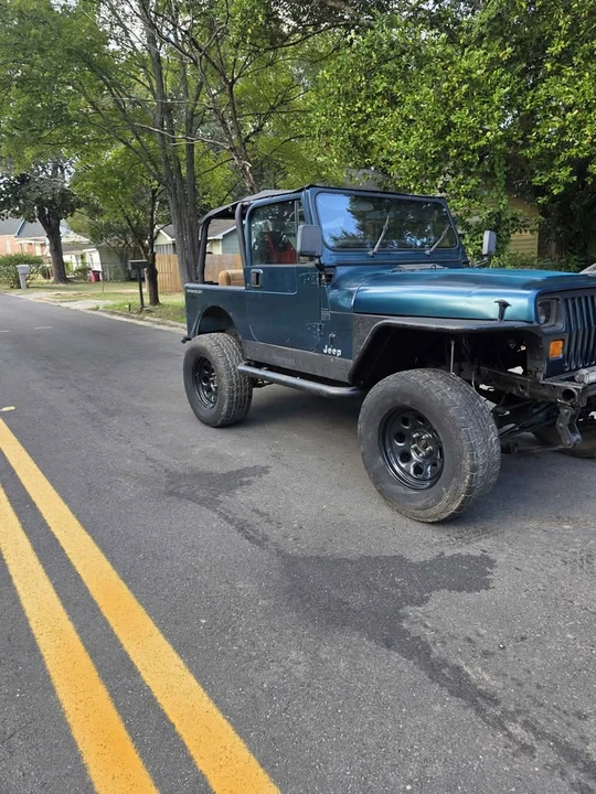 1995 Jeep YJ Wrangler - Image 6 of 13
