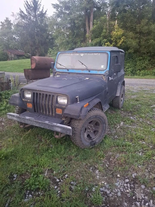 1995 Jeep YJ Wrangler - Image 4 of 4