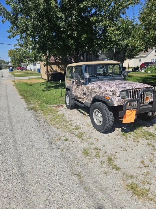 1995 Jeep YJ Wrangler - Image 3 of 11
