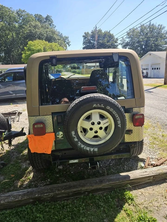 1995 Jeep YJ Wrangler - Image 4 of 11