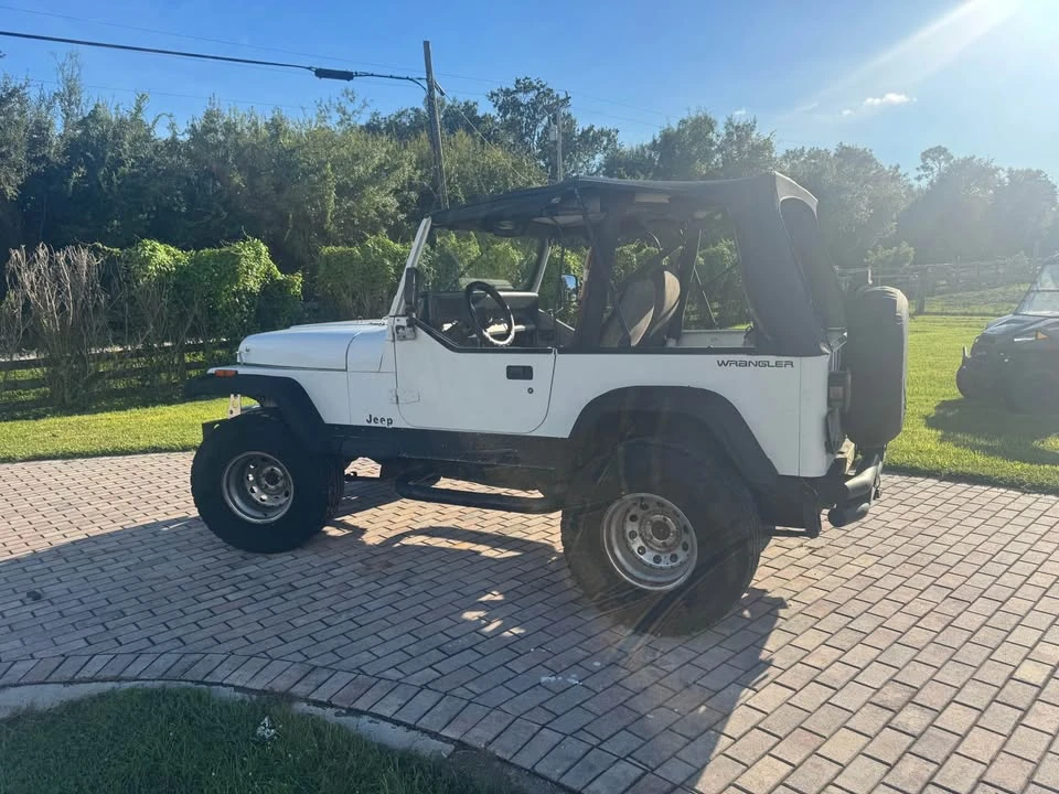 1995 Jeep YJ Wrangler - Image 5 of 7