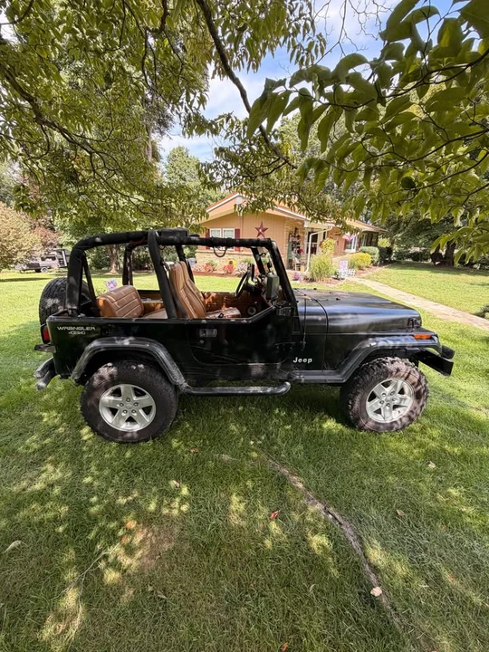 1995 Jeep YJ Wrangler - Image 4 of 9