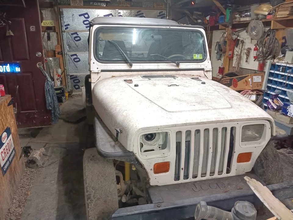 1995 Jeep YJ Wrangler - Image 3 of 10