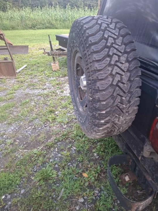 1995 Jeep YJ Wrangler - Image 2 of 4