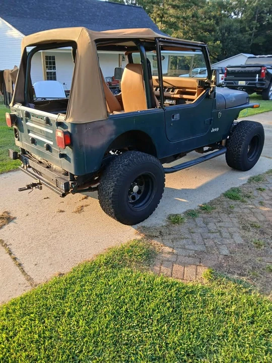1995 Jeep YJ Wrangler - Image 4 of 5