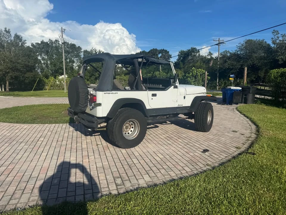 1995 Jeep YJ Wrangler - Image 7 of 7
