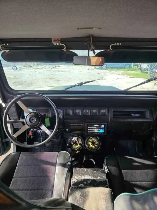 1995 Jeep YJ Wrangler - Image 4 of 9