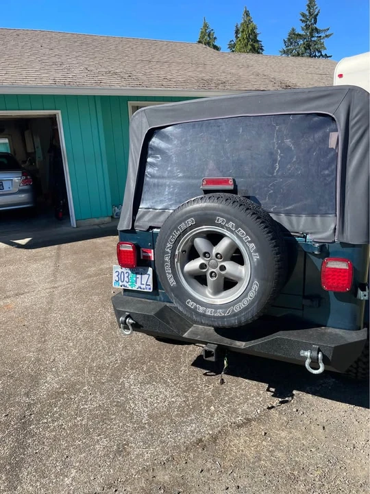 1995 Jeep YJ Wrangler - Image 4 of 10