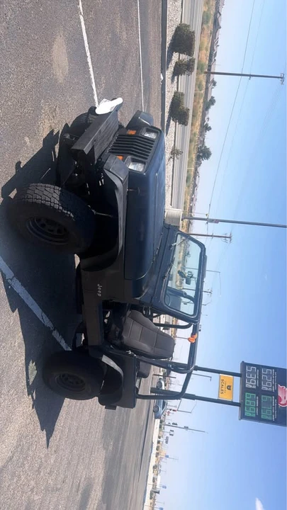 1995 Jeep YJ Wrangler - Image 4 of 4