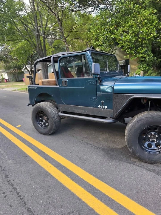 1995 Jeep YJ Wrangler - Image 11 of 13