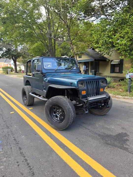 1995 Jeep YJ Wrangler - Image 10 of 13