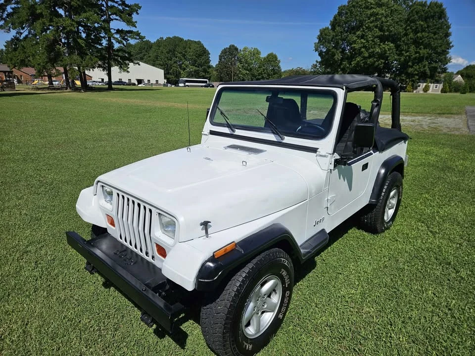 1995 Jeep YJ Wrangler - Image 9 of 18