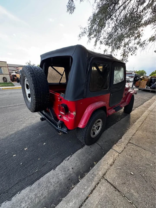 1995 Jeep YJ Wrangler - Image 6 of 19
