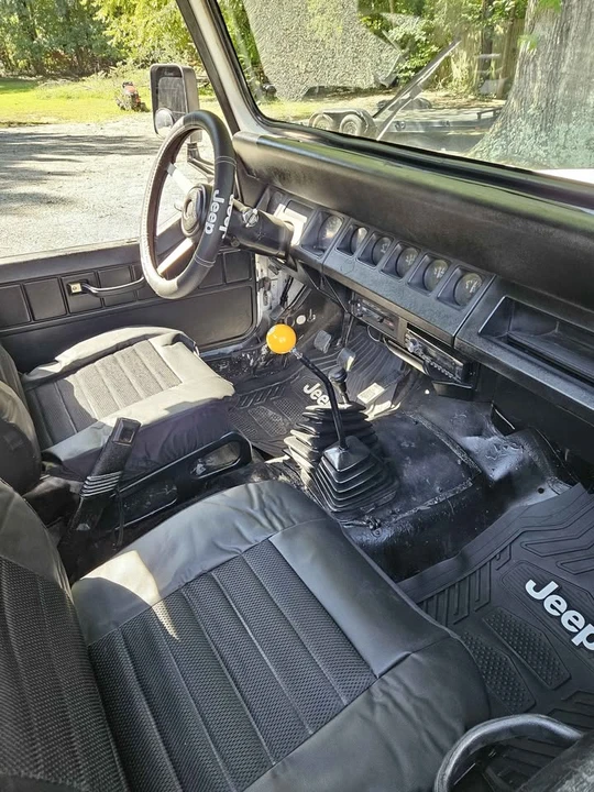 1995 Jeep YJ Wrangler - Image 12 of 18