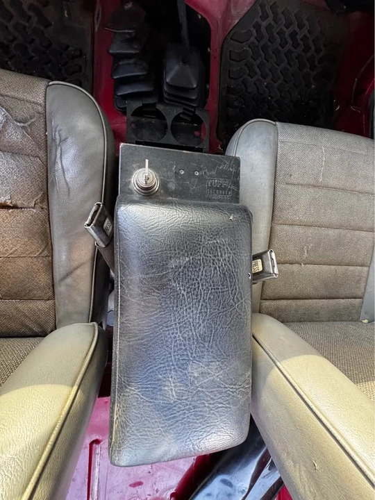 1995 Jeep YJ Wrangler - Image 16 of 19