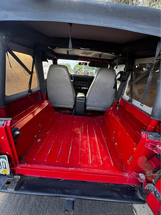 1995 Jeep YJ Wrangler - Image 18 of 19